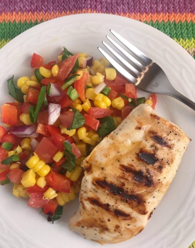 Grilled Chicken with Corn Salsa on Meal Planning Mommies - Just 1 WW FreeStyle SmartPoint per serving