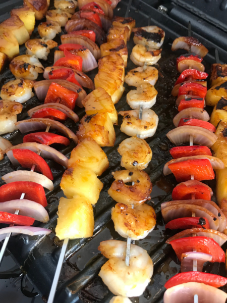 My whole crew gobbled these Hawaiian Shrimp Kabobs right up! Shrimp, pineapple, red onion, and red bell pepper are loaded up onto kabob sticks and coated with an apricot preserves marinade for a sweet and delicious dinner you can feel great about! Just 2 WW FreeStyle SmartPoints per serving!