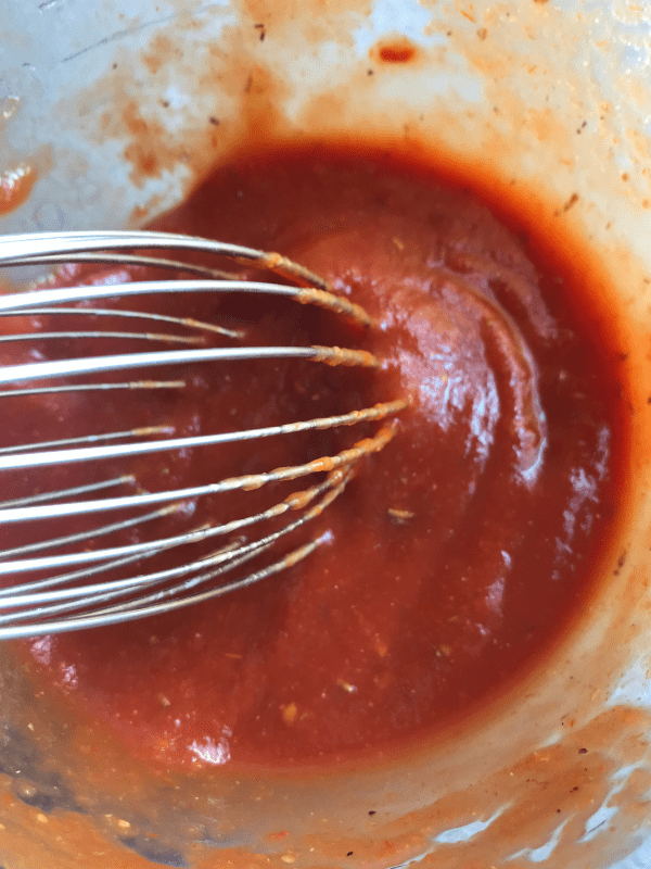 Make your own pizza sauce with Alisha's recipe here.